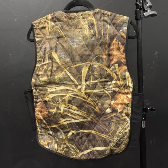 Techniche HyperKewl Evaporative Cooling Sport Vest - RealTree Camouflage - Picture 6 of 12